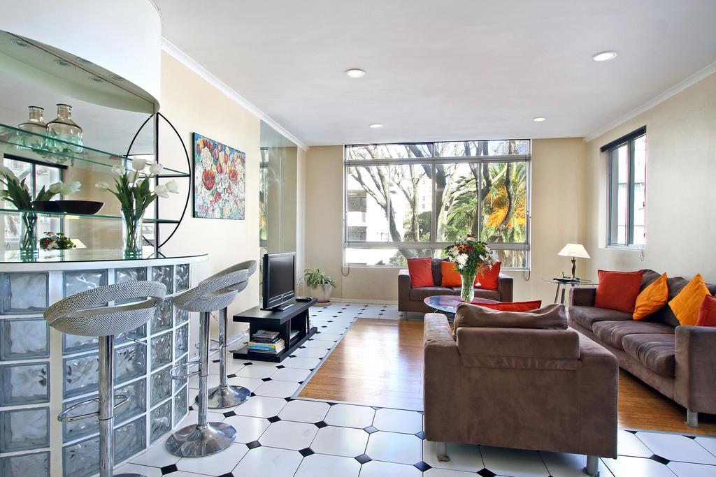 Berkeley Square Apartment Cape Town Exterior photo